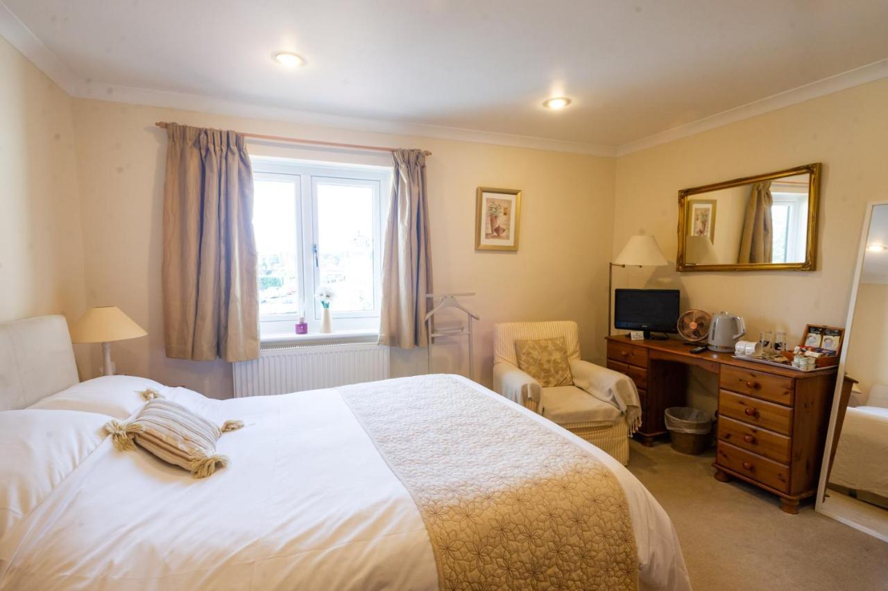The Potters Arms Hotel อาเมอร์แชม ภายนอก รูปภาพ