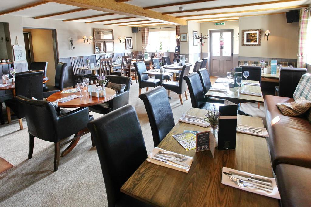 The Potters Arms Hotel อาเมอร์แชม ภายนอก รูปภาพ