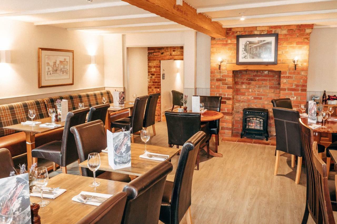 The Potters Arms Hotel อาเมอร์แชม ภายนอก รูปภาพ